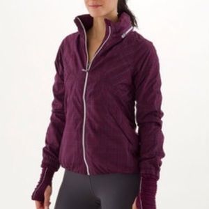 Lululemon water repellent hustle jacket